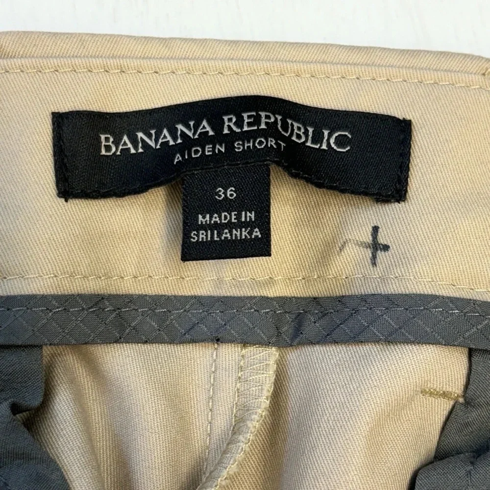Banana Republic Aiden Shorts‎ Tan 36 Men's